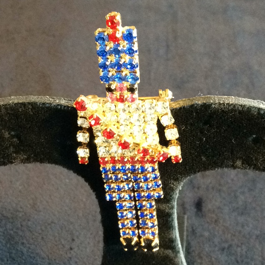 Vintage Nwot Christmas Toy Soldier Brooch